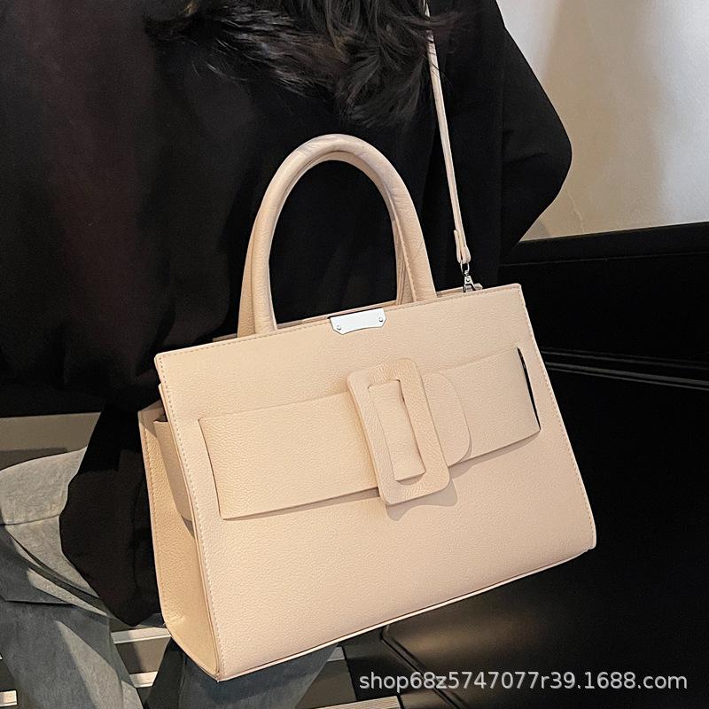 Women's bag 2025 new large-capacity commuter messenger bag high-end sense niche versatile shoulder handbag