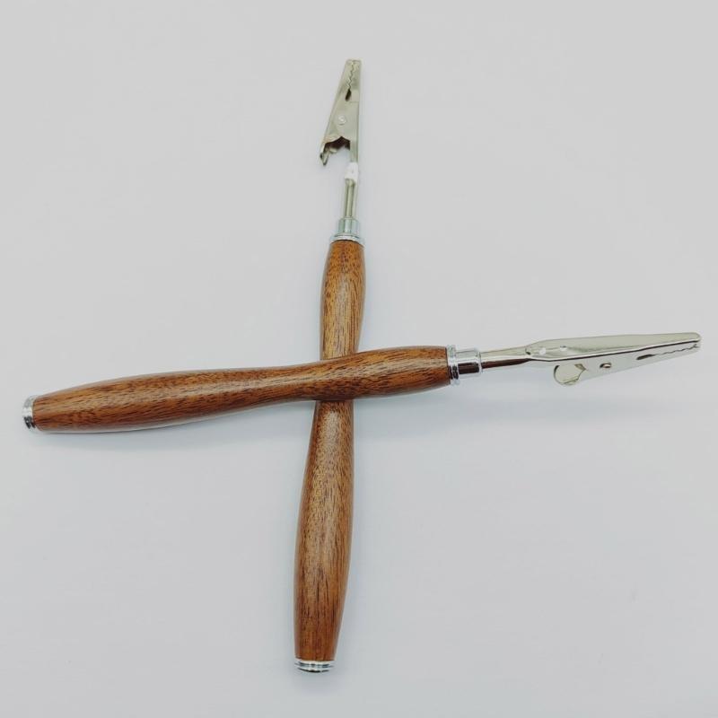 Convenient Bracelet Jewelry Fastening Aid Wooden Pen Style Tool For Simple Bracelet And Watch Clasp Management