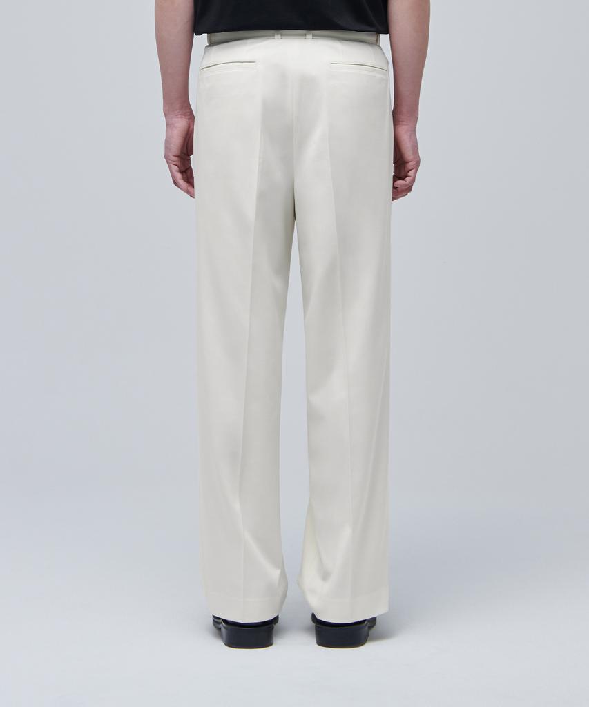 Musinsa Standard Real Wide Belted Slacks [Cream]