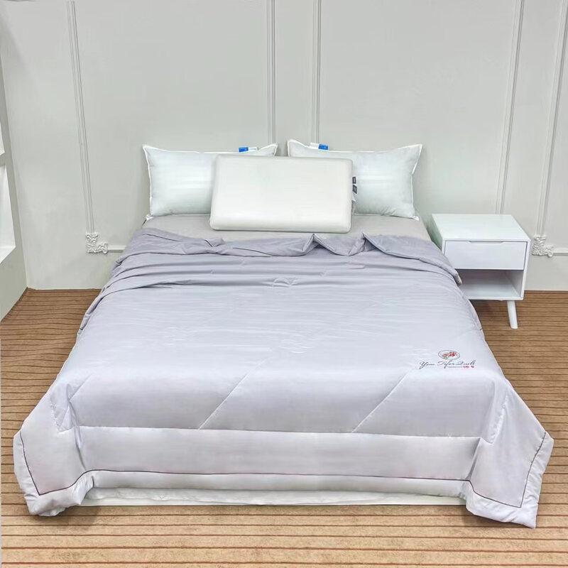 Brangdy Cloud Cotton Cool-Touch Summer Quilt