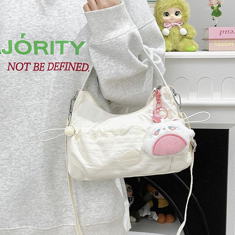 Niche Dumpling Bag: Stylish, High-Quality Casual Crossbody with Girly Design
