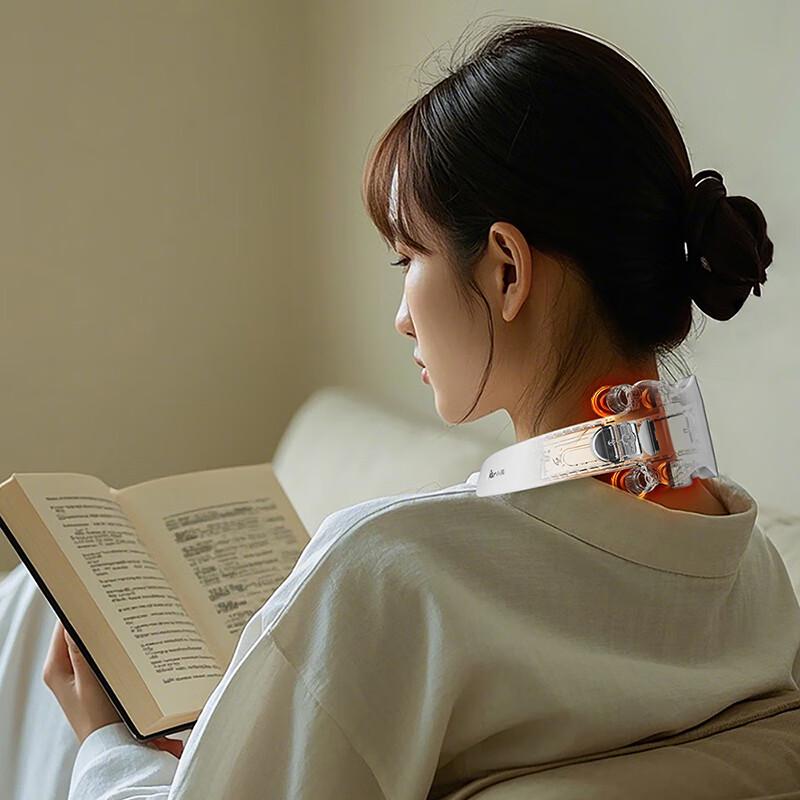 Bear AMQ-F05T6 Neck Massager with Red Bianstone Hot Moxibustion