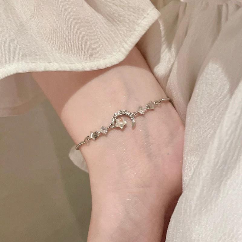 Irregular Shaped Bracelet, Female Niche, Light Luxury, Exquisite Fashion, Half Bracelet, Bracelet Accessory