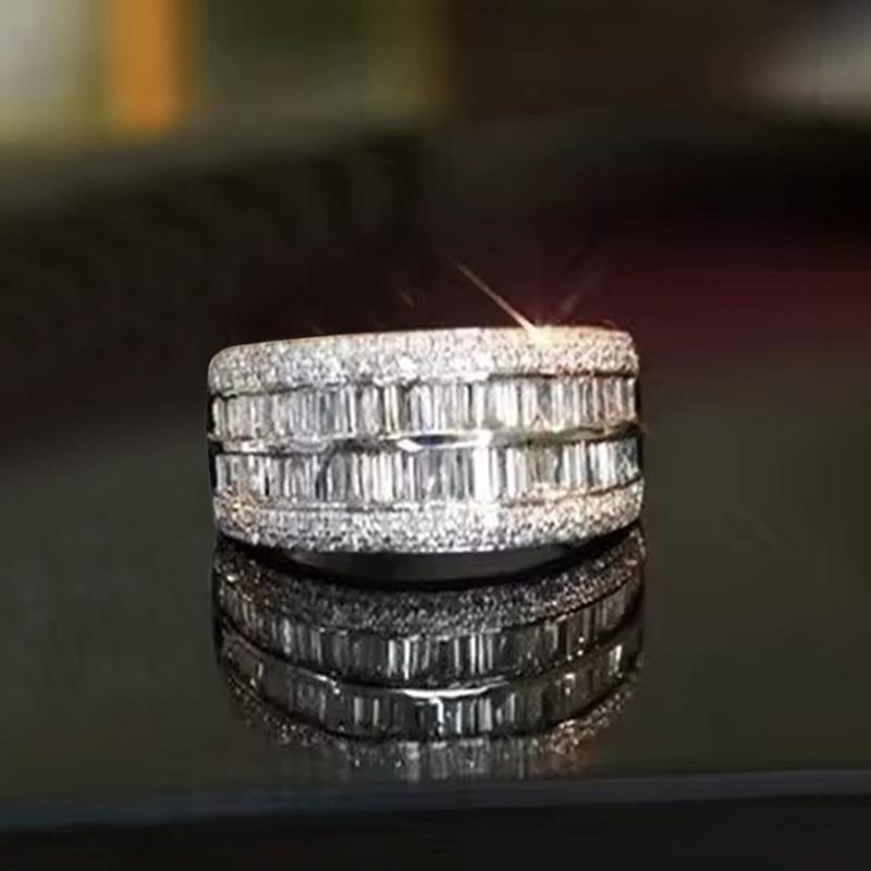 Huitan Modny Szeroki Pierścionek na Palec z Błyszczącą Cyrkonią Luksusowe Akcesoria Ślubne dla Kobiet Wspaniała Biżuteria Zaręczynowa