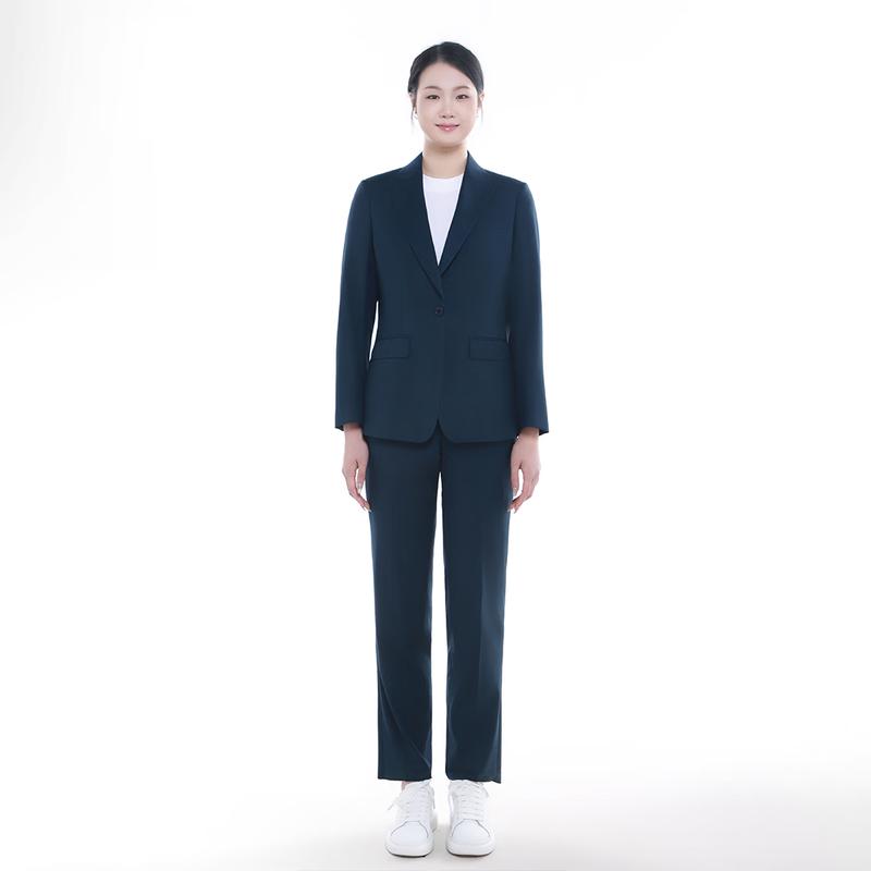 

Cadillac Women s Business Casual Suit XL 170/112