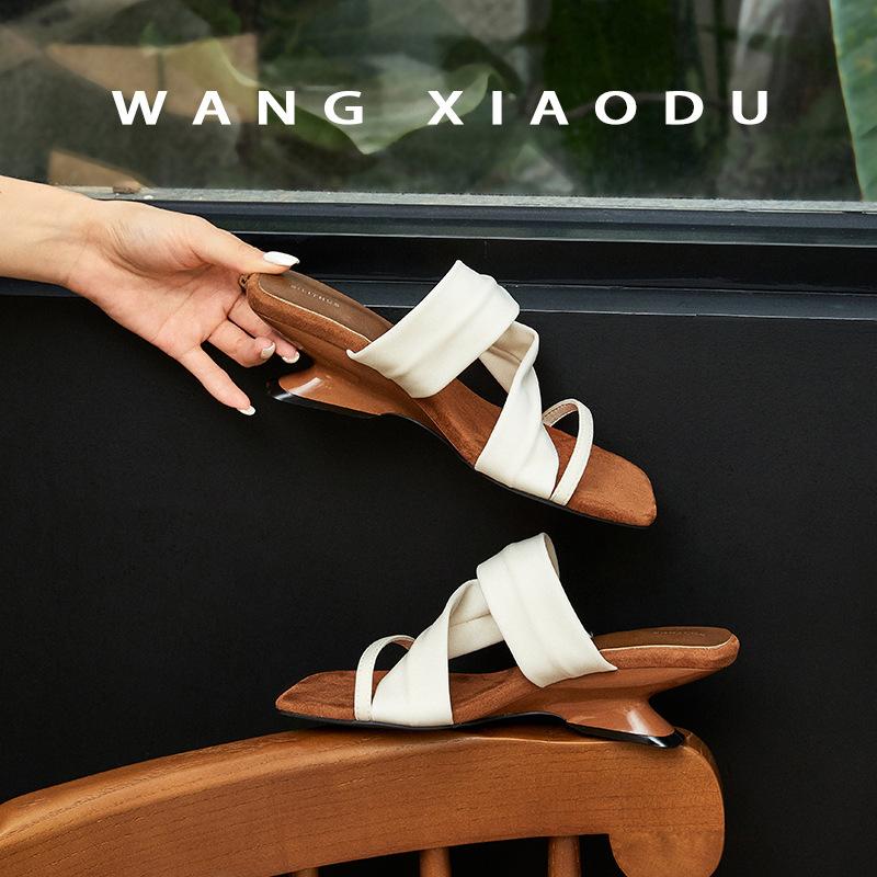 Sheepskin Color Matching Retro Square Head with Wedge Heel Slippers Women's Summer Wear Korean Version Open-toed High-heeled Sandals