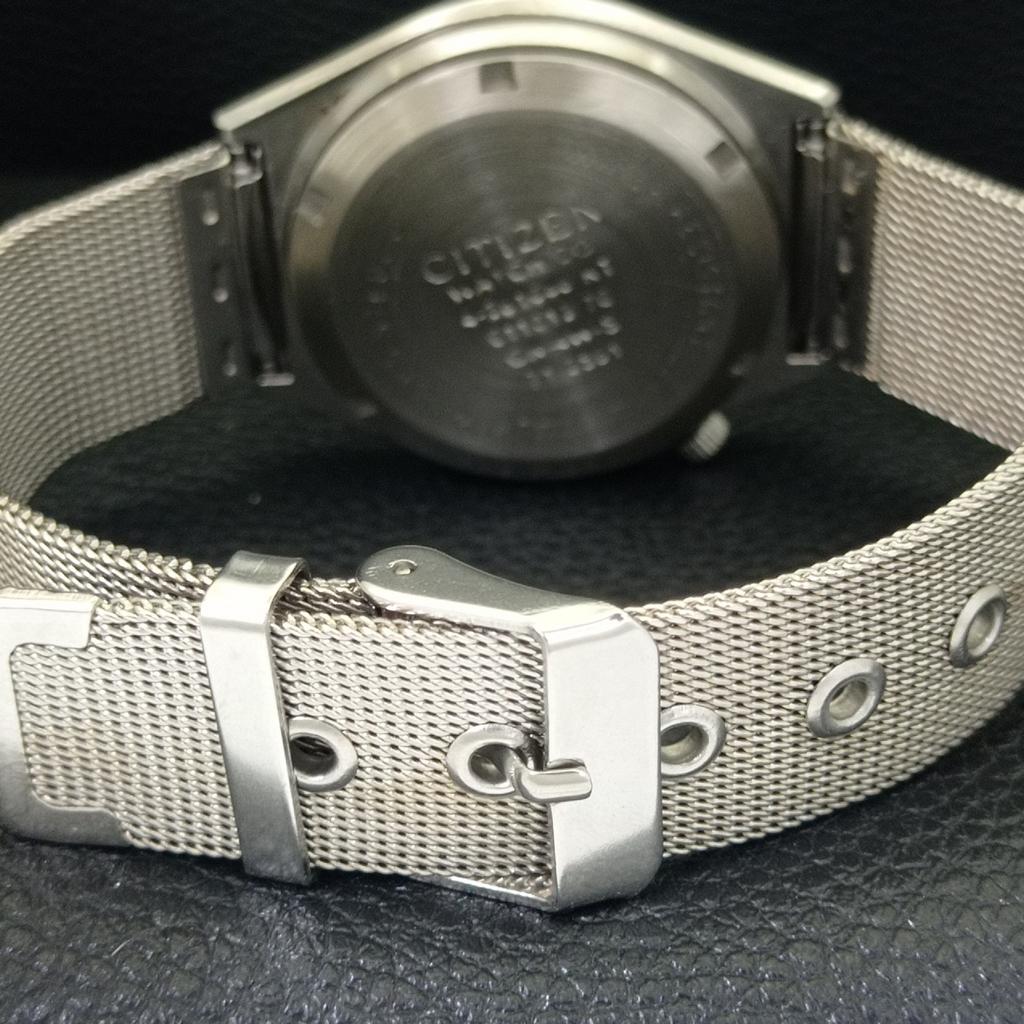 CITIZEN AUTOMATIC 8200 JAPAN MENS VINTAGE ARABIC BLUE COLOR DIAL WATCH a702780-1 R210-a702780