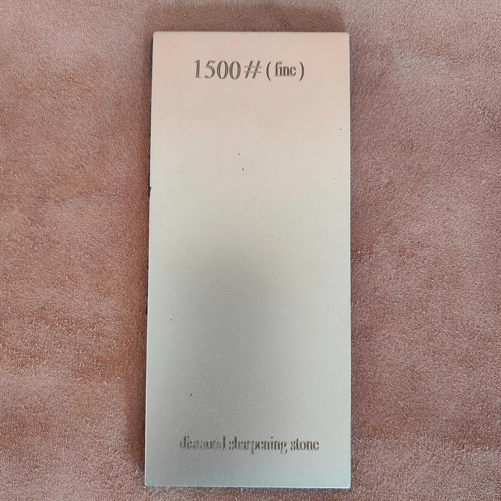 1pc Diamond Sharpening Stone Grinding Stone, Kitchen Knife Sharpener Stone With Sponge Non--slip Pad, Wet Stones For Sharping