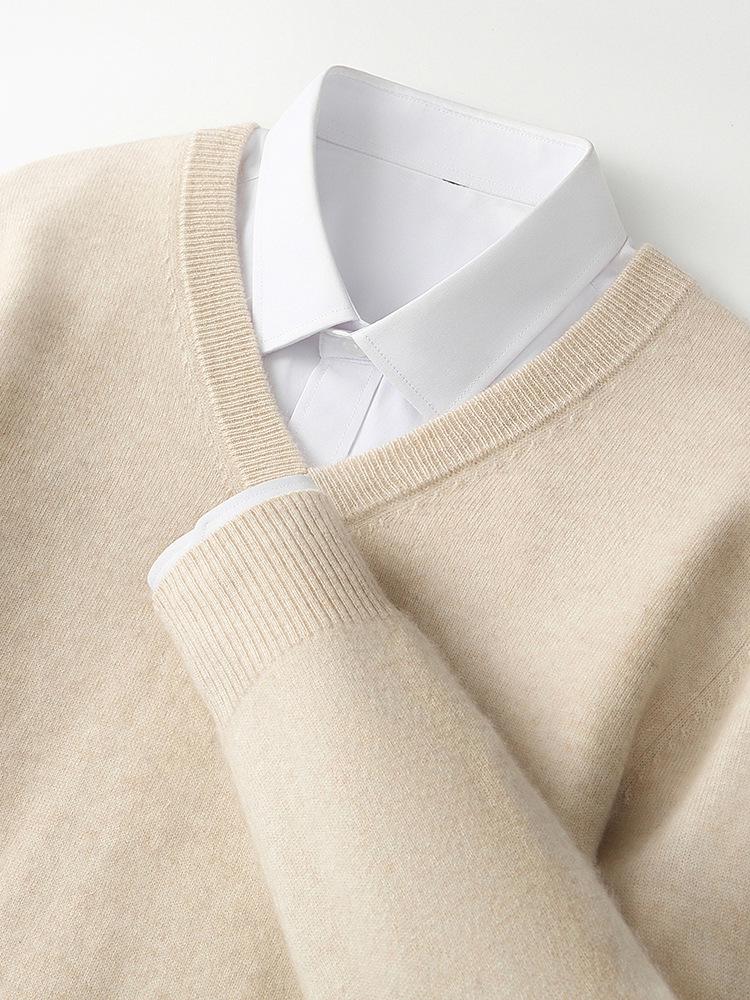 Men's Loose V-Neck 100% Wool Sweater: Thick Solid Color Knitwear for Casual & Business.