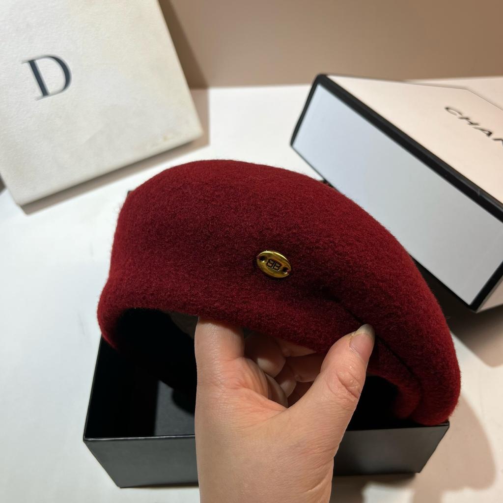 Granular Wool Shaped Beret Japanese Three-Dimensional Edge Pressing Irregular Temperament Large Print Painter Hat Versatile
