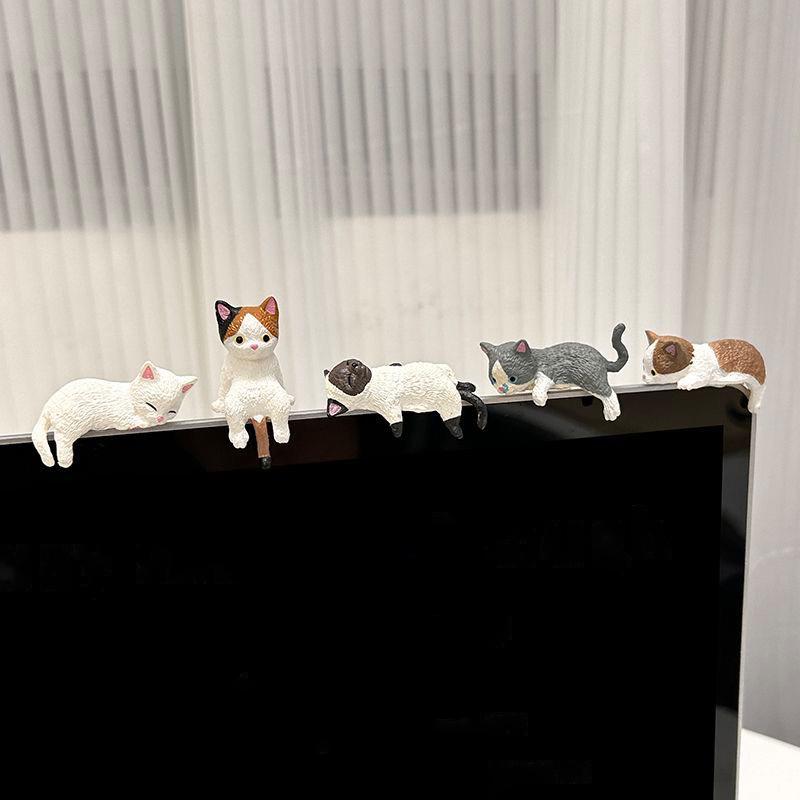 4PCS Cartoon Cats Miniature Figurines Resin Craft Figures Computer Monitor Desktop Decoration Car Interior Fish Tank Ornaments