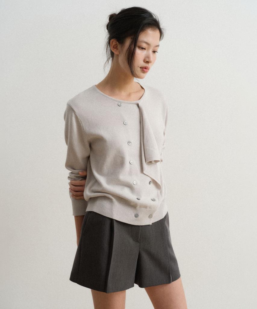 TOWAV Ceci Pintuck Shorts_Charcoal