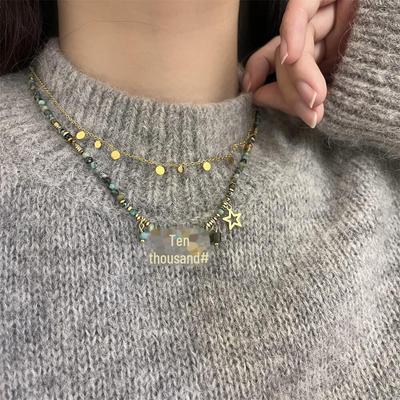 Retro Gold Titanstahl Schlüsselbeinkette mit Natursteinperlen für Damen