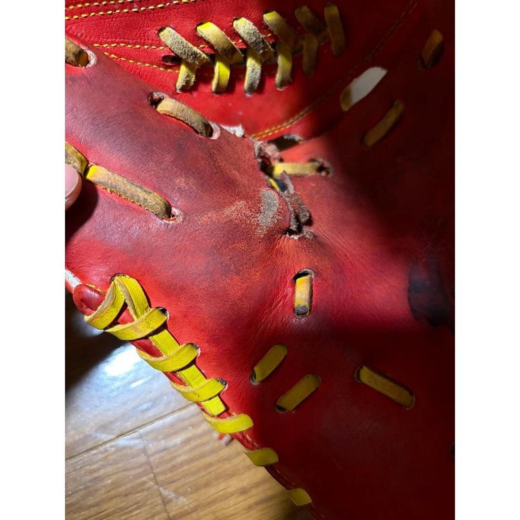 Used Hardball Glove for Pitchers Shohei Otani Increased Ball Speed