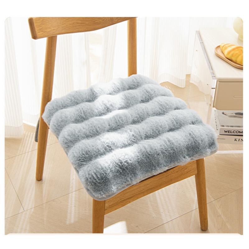Tutu Velvet Warm Seat Cushion, Fart Cushion, Chair Cushion, Office Sedentary Artifact, Winter Thickened Plush Student Cushion, Seat Cushion