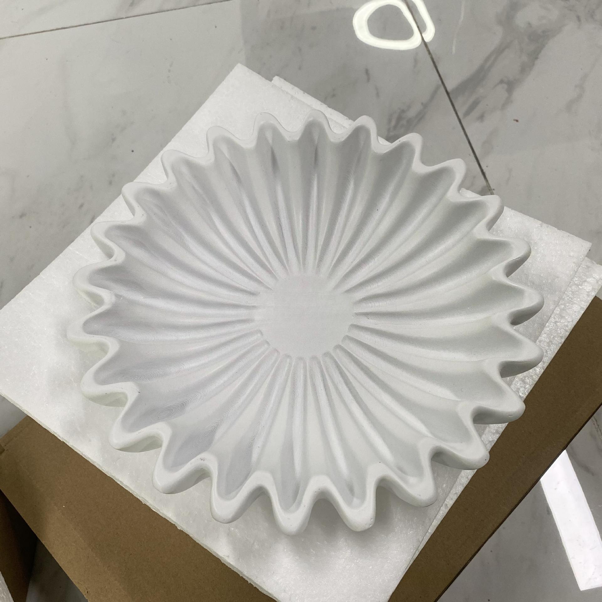 

Lotus leaf edge decorative bowl home living room hotel desktop decoration ornament creative simple style resin handicraft gift S