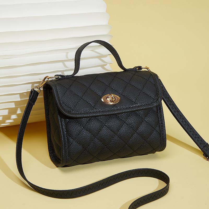 Korean Version of Small Square Bag Women's Bag Mobile Phone Bag Diamond Chain Embroidery Bag