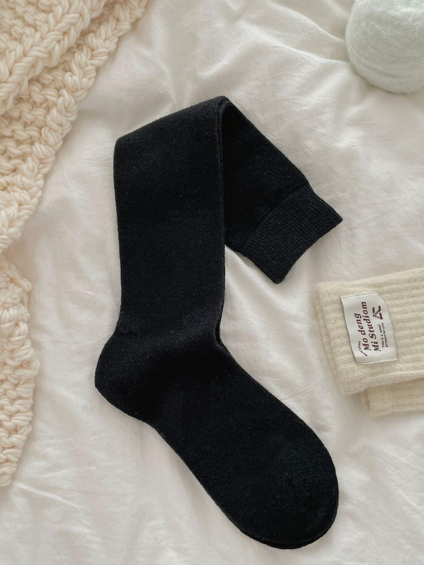 

Calf Socks For Women Boneless Solid Color Stacked Socks For Children To Thicken Warm And Warm Thick Stacked Socks One size fits all чорний