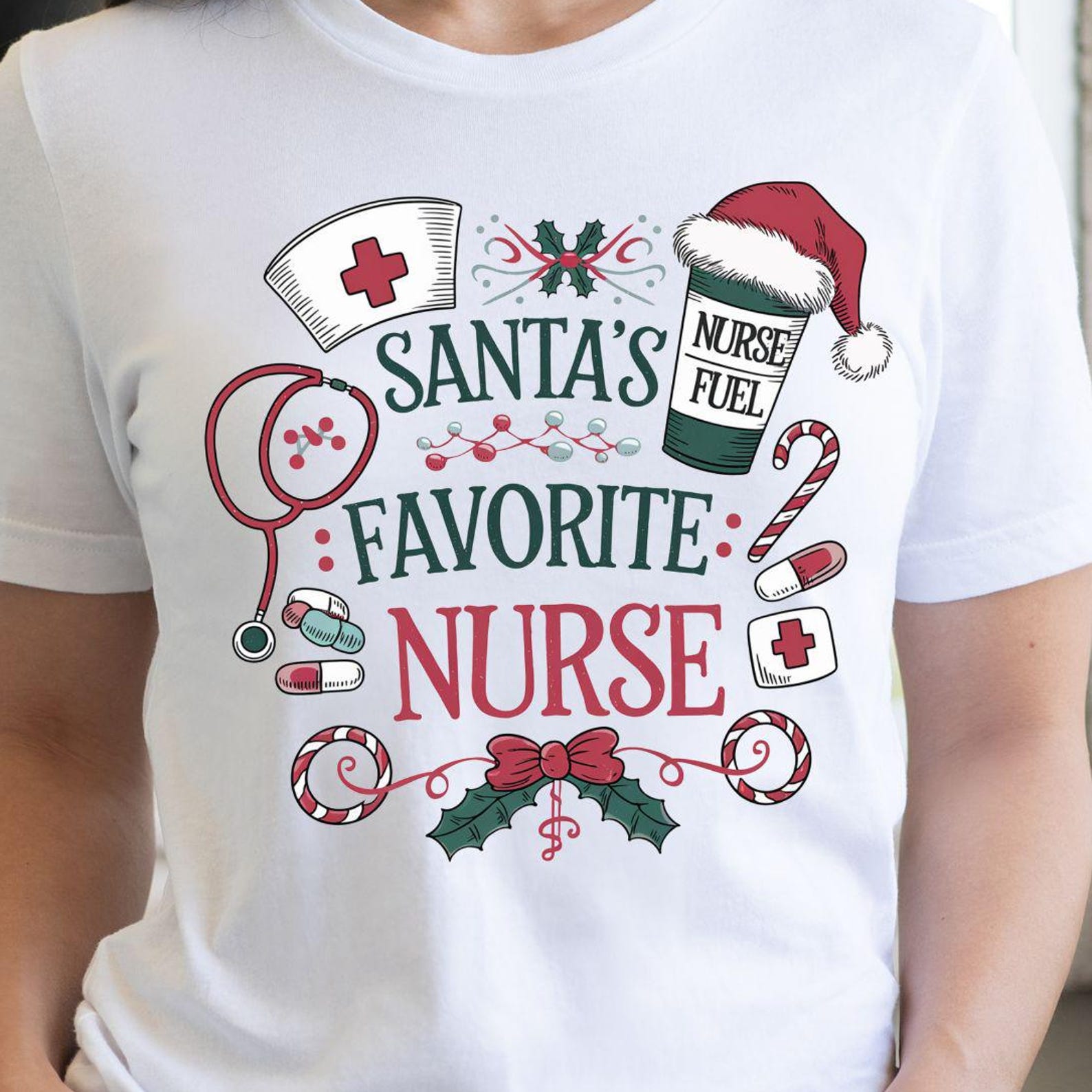Santa s Favorite Nurse T-Shirt | Christmas Nurse Holiday Tee M