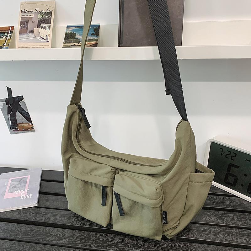 Nylon cloth bag women's large-capacity new summer versatile niche shoulder messenger bag commuter dumpling bag
