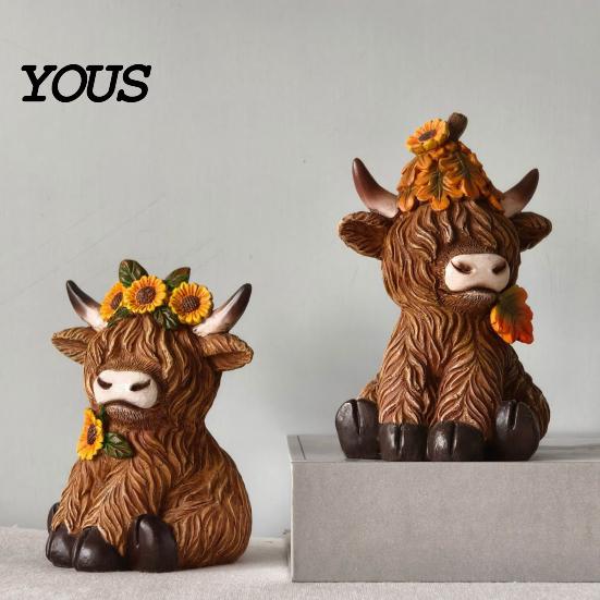 Lifelike Animal Shape Ornaments Highland Cow Garden Statue, Cute Resin Figurine Outdoor Indoor Hand Painted Collectibles Table Desk Decor, Gift