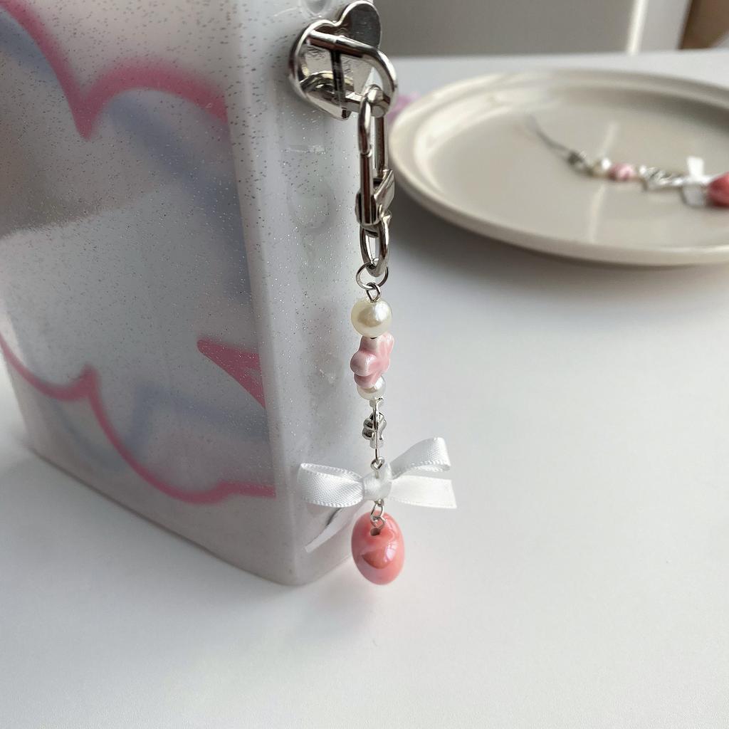 Handmade Heart Pendant Keychain Exquisite Bowknot Beaded Phone Chain Flower Charm Phone Lanyard Women Bag Accessory