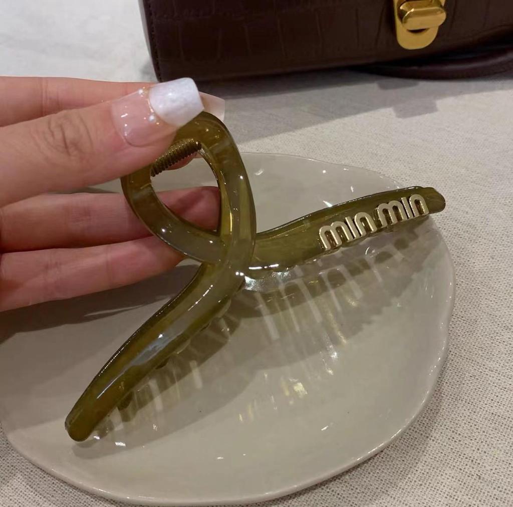 High-End Matte Frosted Large Hair Claw Clip, Women's Chic Shark Clip