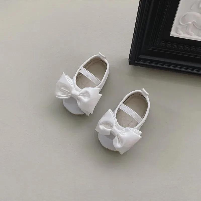 

Baby Shoes Spring Autumn Girl s Bow Ballet Style Satin Soft Sole Shoe Baby Anti-slip and Anti Drop Heel Princess Toddler Shoes 11CM білий