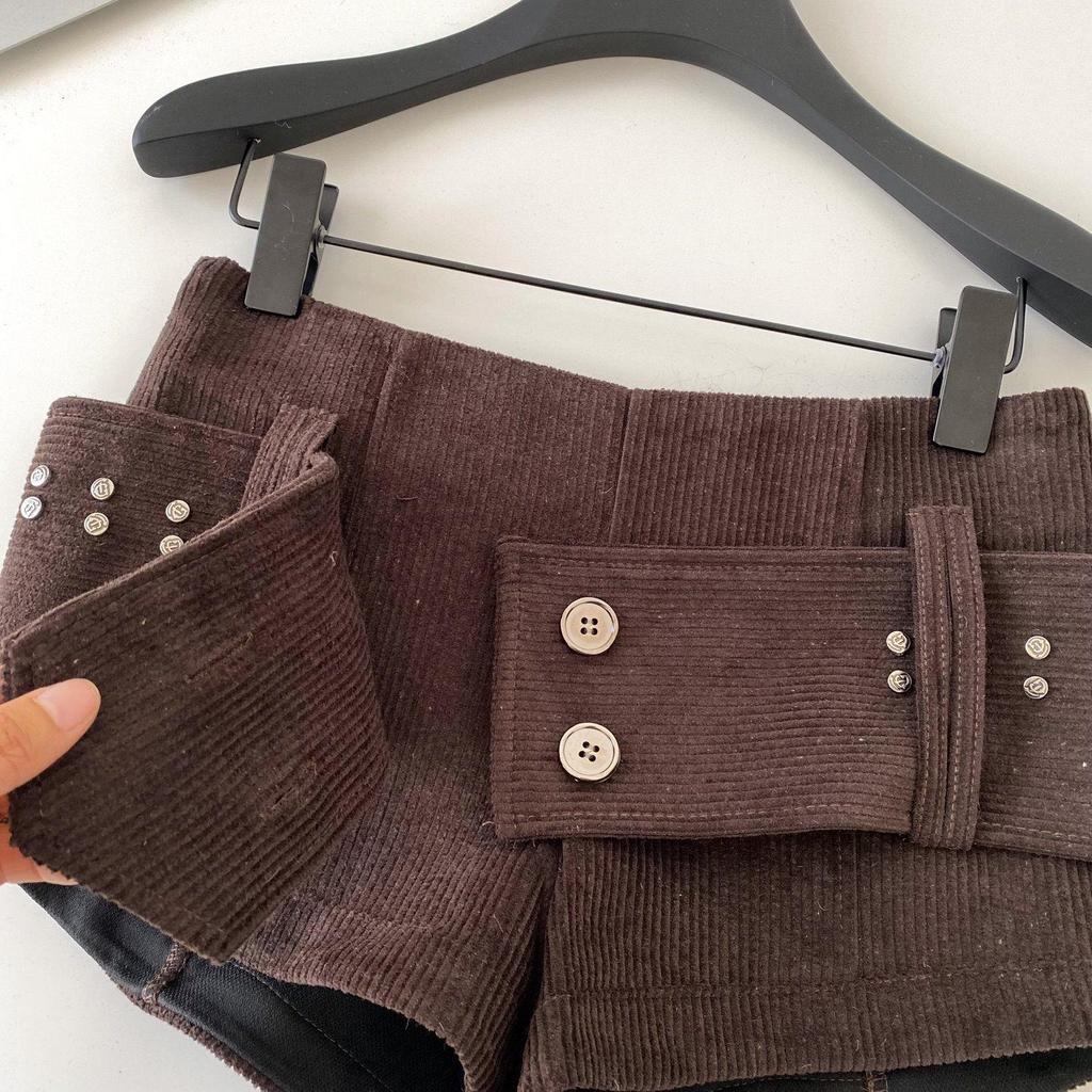 American Retro Low-Waist Corduroy Belted Shorts for Women - Autumn/Winter Fashion