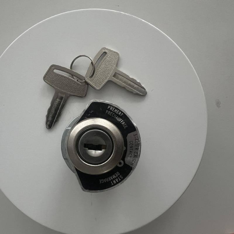 Suitable for Kubota Tractor 66706-55120 1E013-63590 Ignition Switch