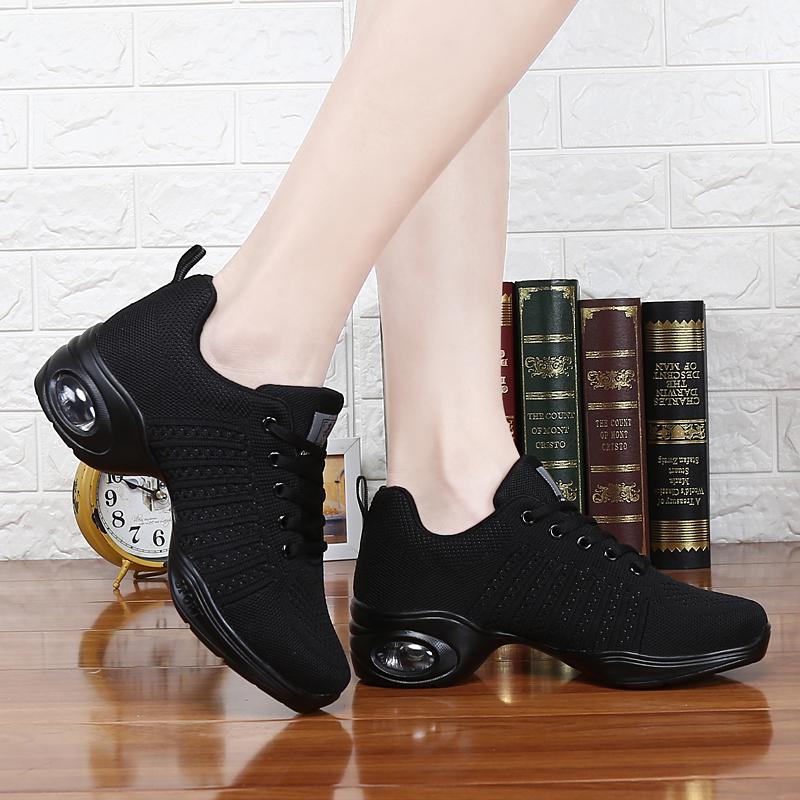 Women's Large Size Flying Woven and Breathable Bottom Increase Ballet Sports Shoes Dance Women's Shoes