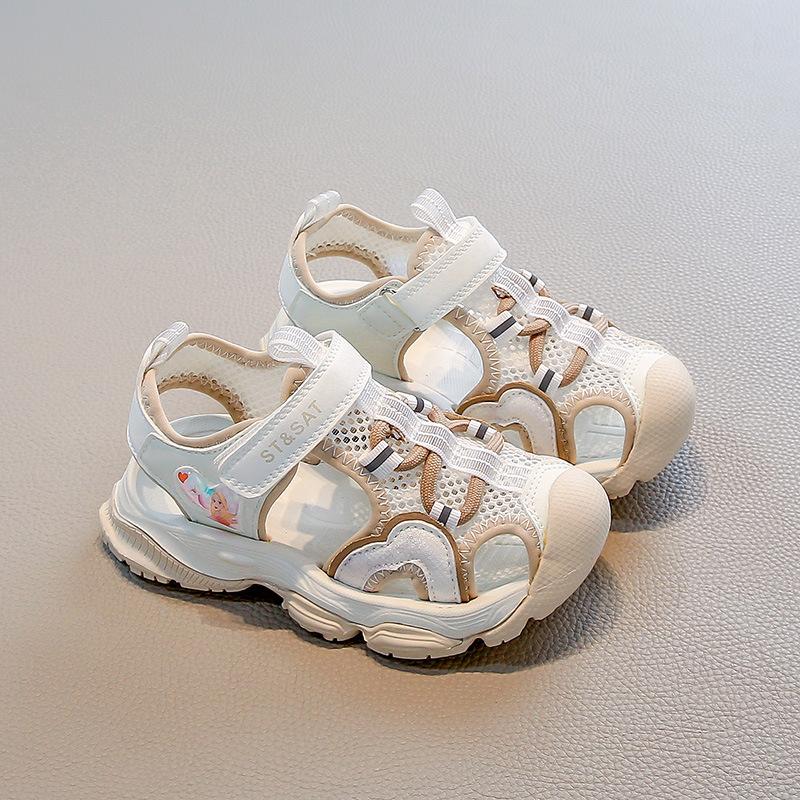 Girls Closed Toe Sandals Slides Breathable Mesh Soft Sole Anti Slip Beach Shoes for Kids