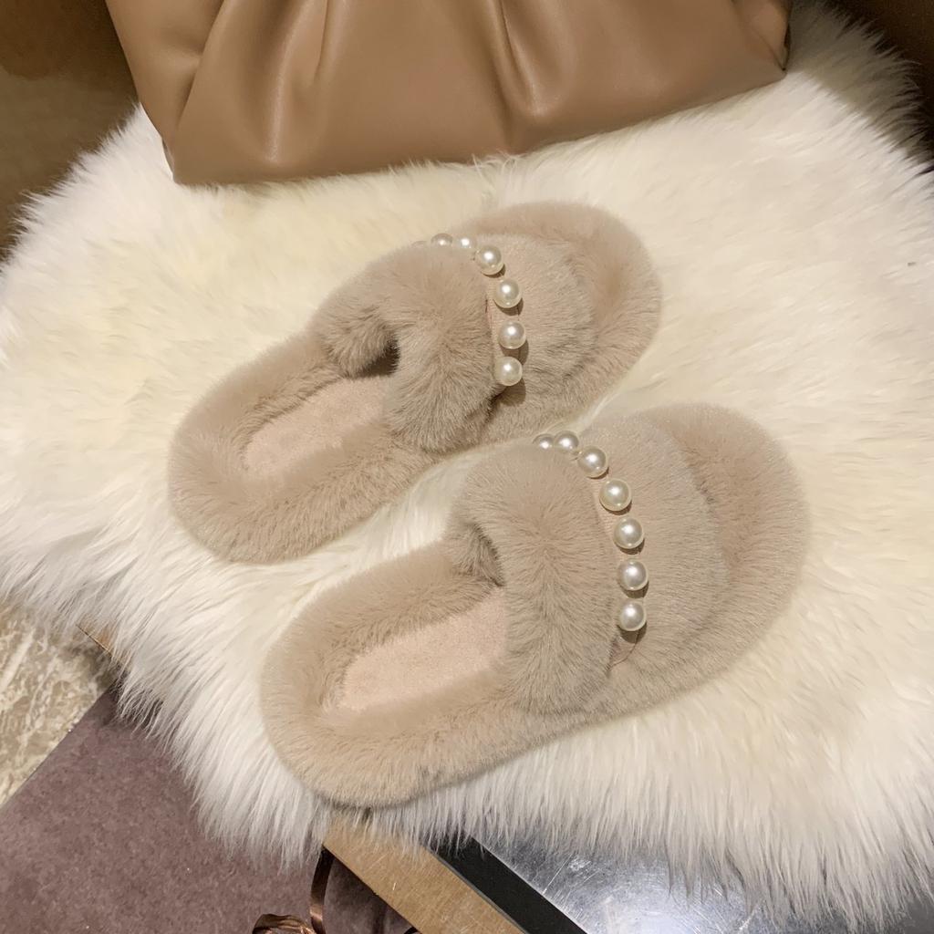Ins fluffy slippers women's wear summer Internet celebrity 2025 new cute pearl rabbit plush cross cotton drag tide