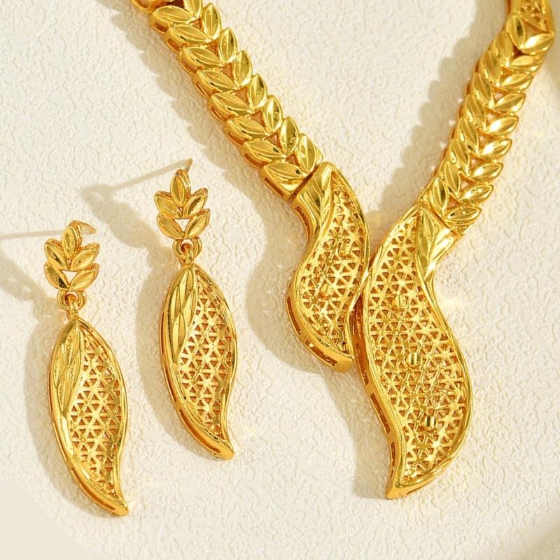 Elegant Hollow Out Leaf Design Alloy Necklace And Earrings Set Hollow Metal Leaf Jewelry For Formal Event Daily Wear