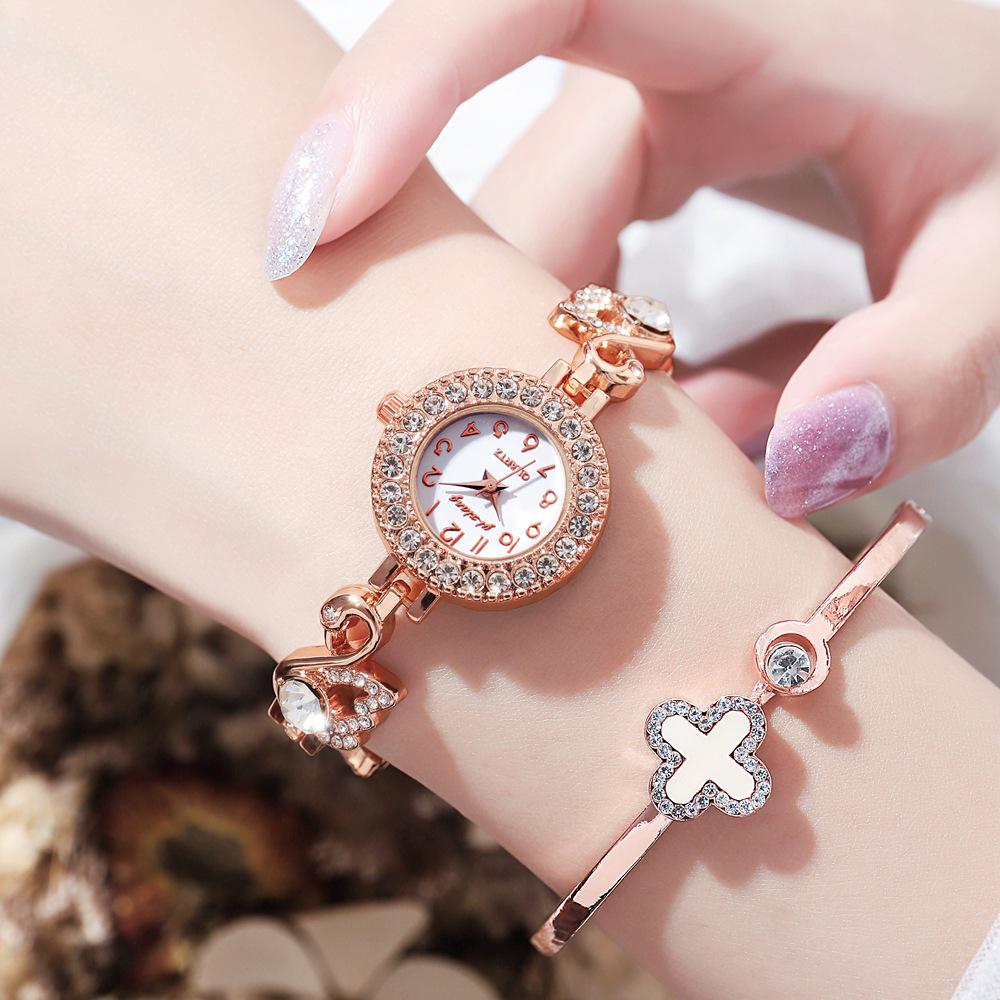 Luxury Rhinestone Swan Women's Quartz Wristwatch