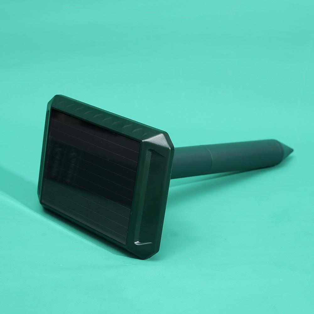 Outdoor Solar Ultrasonic Pest Repeller with Infrared Bird and Insect Deterrent