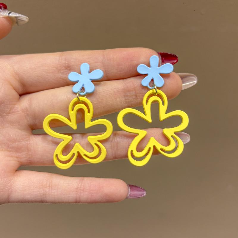 80s Hong Kong Style Red & Blue Clip-On Earrings for Non-Pierced Ears – High-End French Luxury Stud Hoops