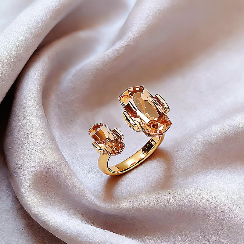 Champagne Crystal Gold Color Rings 2026 New Design Fashion Jewelry Trendy Women's Finger Accessory Wedding Ring for Index Finger