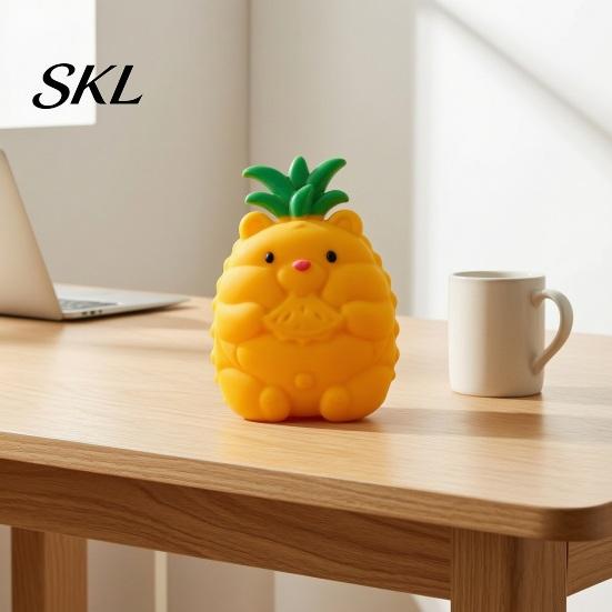 Relaxation Squeeze Ball Fake Fruit Stress Relief Toy, Peach Pineapple Strawberry Portable Reliever Giant Sensory Fidget Toy for Home Office School TPR