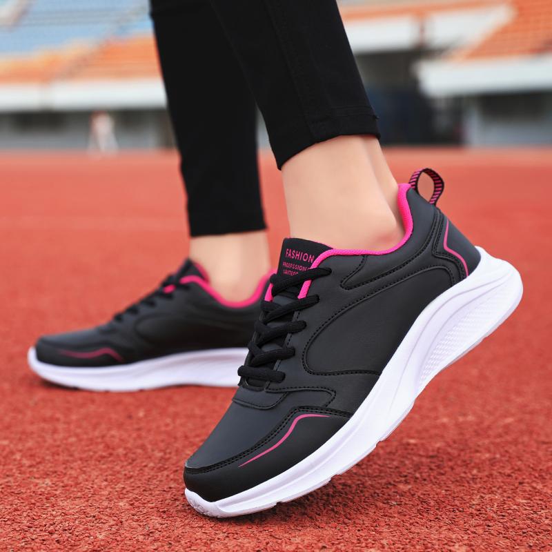Chaussures de sport ultra légères et pratiques pour femmes, chaussures de sport de grande taille, printemps et automne
