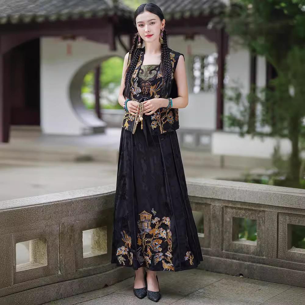 Spring/Summer 2025 Women's Retro Ethnic Embroidered Floral Elastic Waist Long Midi Skirt