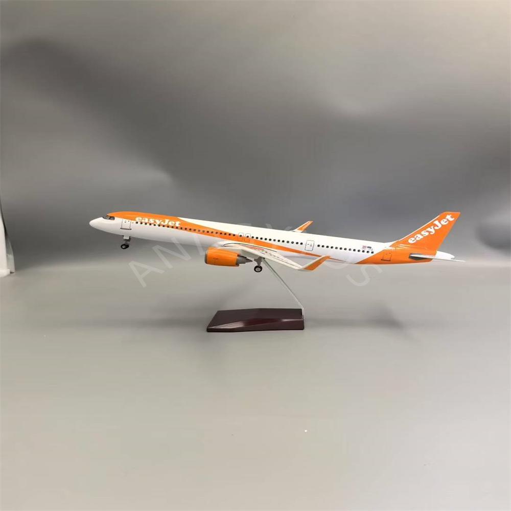 Aircraft Airplanes Model Diecast Airbus 47cm A321/330 Airlines Scale Plane Model Resin With Landing Gear Home Office Decor Gift