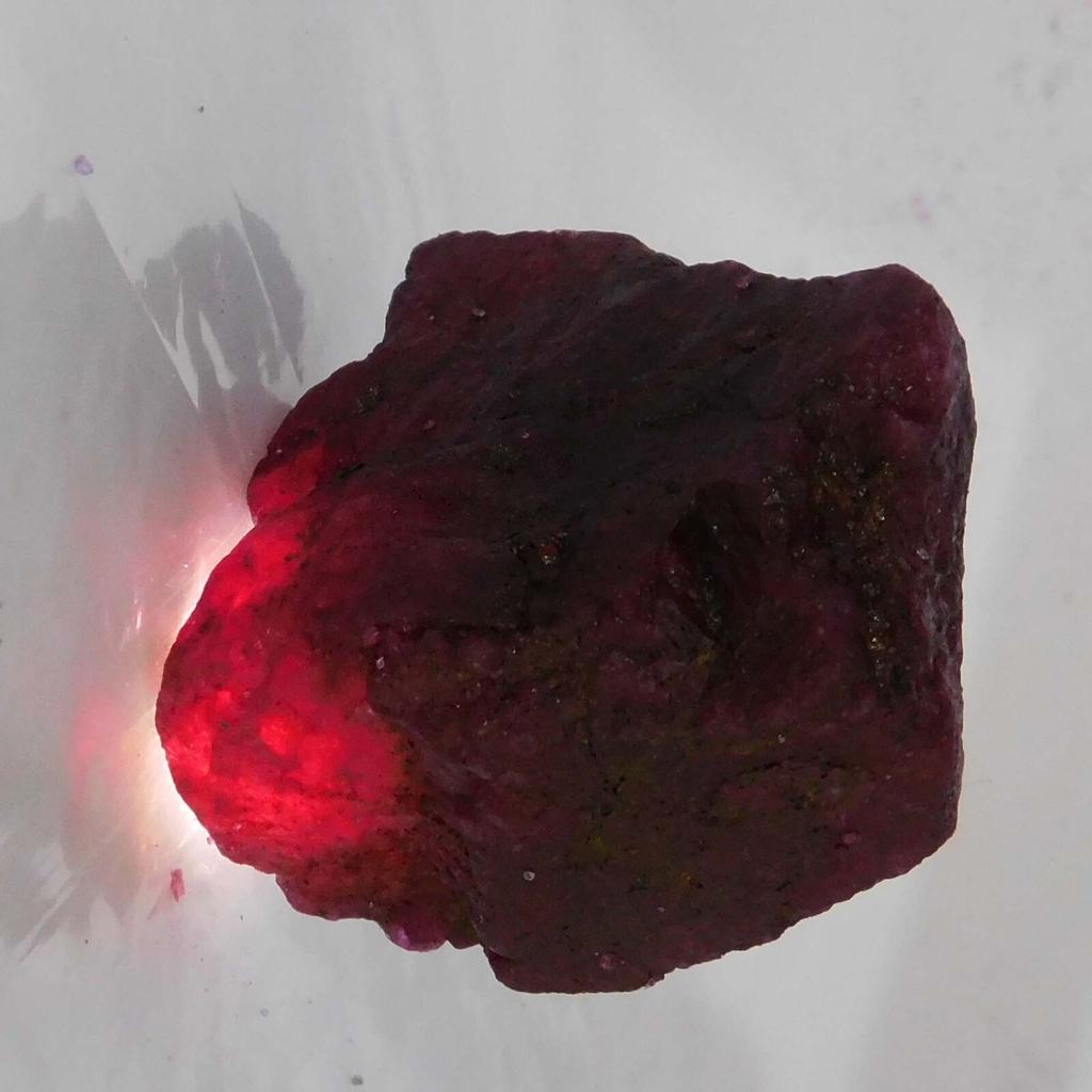 Natural Red Ruby Loose Gemstone Rough 444 Ct for Lapidary and Gem Collections