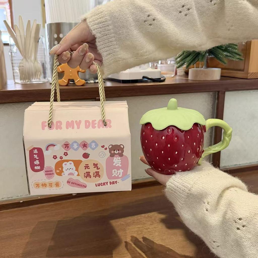 Strawberry mug with lid, high-value creative cup, ceramic water cup, niche birthday gift for girls