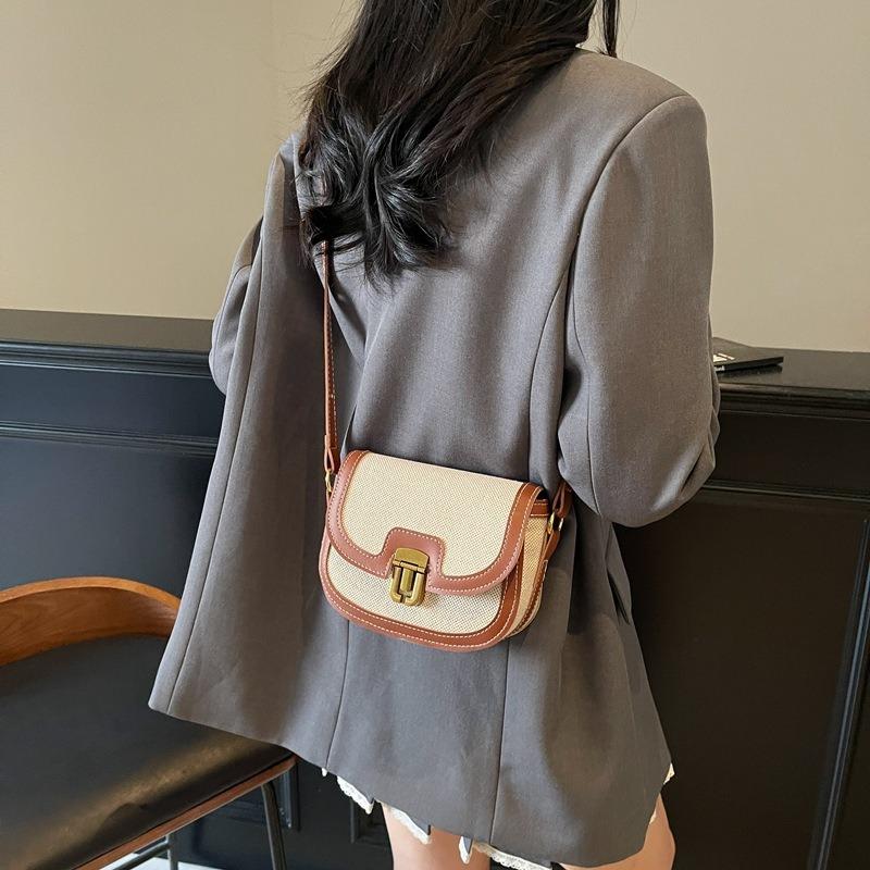 New Niche Contrasting Color Single Shoulder Crossbody Saddle Bag Fashionable Retro Trend Versatile Armpit Bag