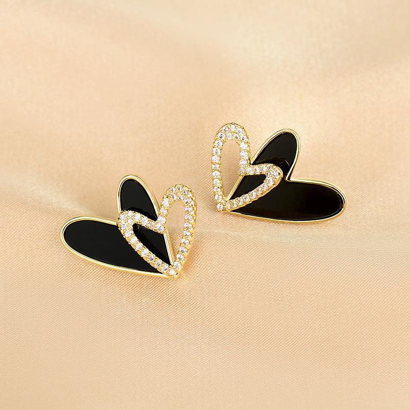 Black Enamel Bilayer Heart Stud Earrings Hollow Crystal Love Heart Earrings for Women Korean Lovely Ear Accessories Brincos