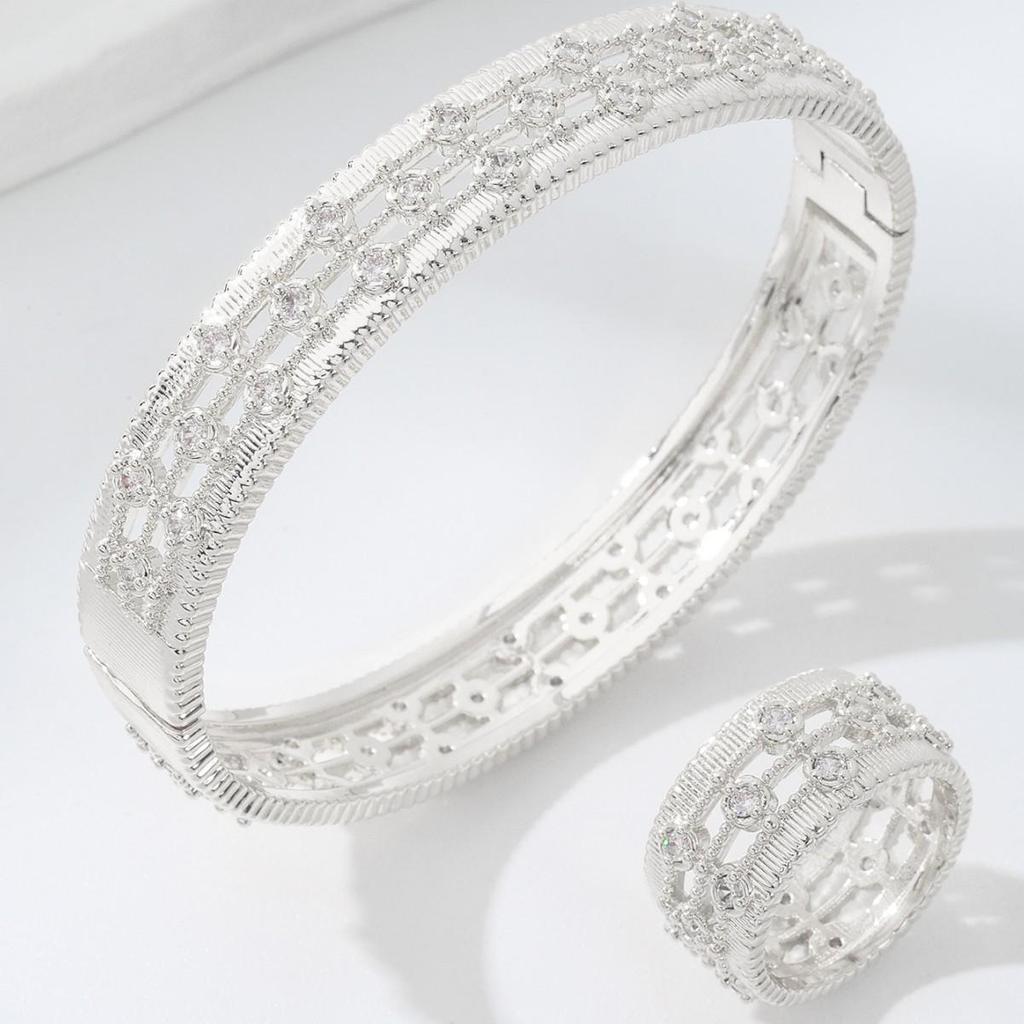 Elegant European Hollow Rhinestone Bracelet & Ring Set