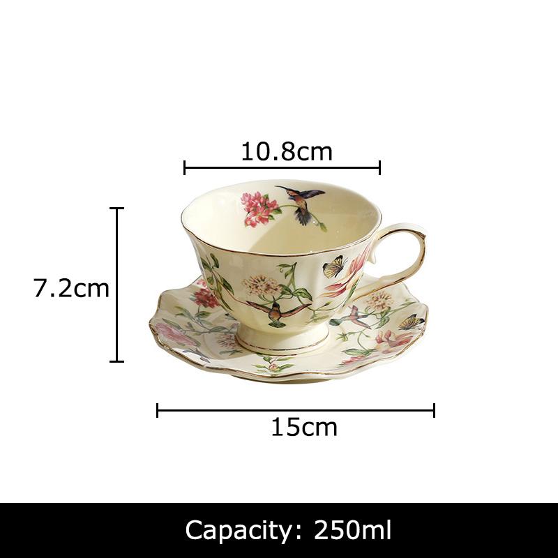 

Керамическая чашка с блюдцем и узорами в виде цветов и птиц Обеденный стол Кофейная кружка Чашки для молока Чашки для послеобеденного чая Чашка для фруктового сока 250ml