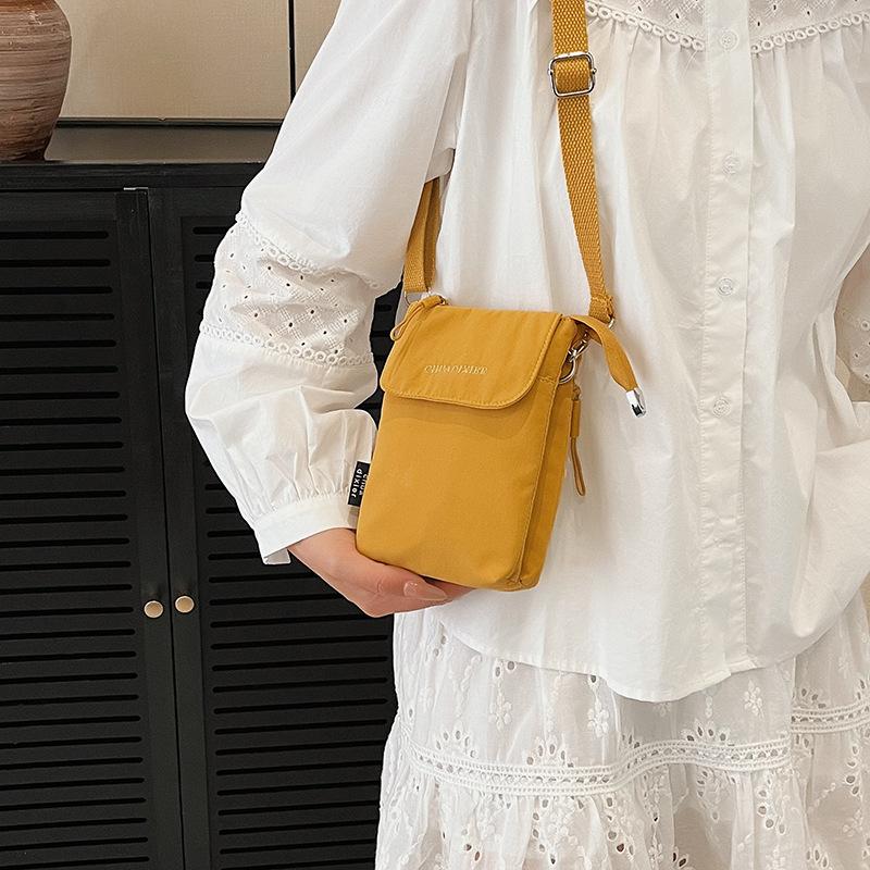 Eine Nischen-Design, Lässige und Hochwertige Tasche, Eine Modische Kleine Quadratische Tasche für Damen, und Eine Einzel-Schulter-Crossbody-Tasche