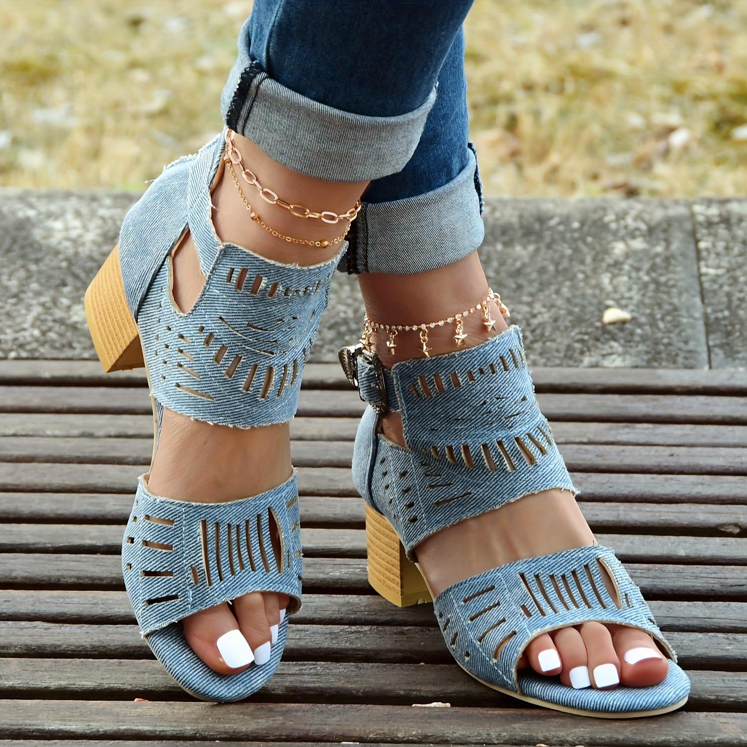 Женские туфли на высоком каблуке с ажурной отделкой — фото 16